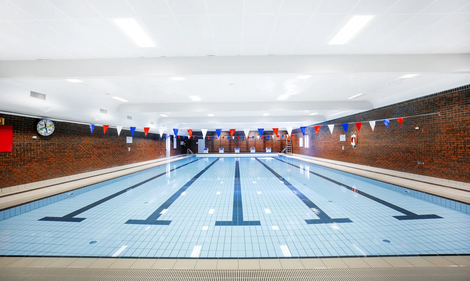 Tasta_svømmehall